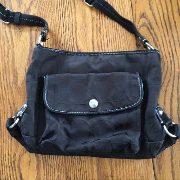 COACH canvas Kyra black signature bag Authentic   - Picture 2 of 9